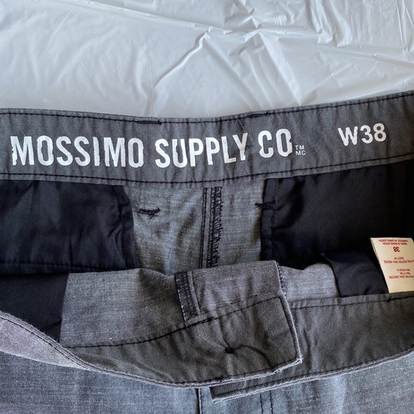 Mens Shorts - Picture 6 of 8